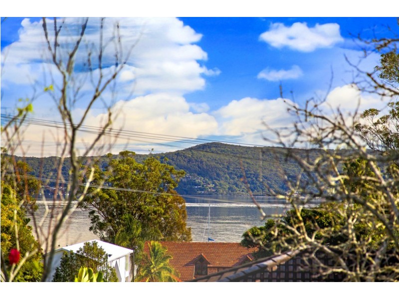 12 Cudgee Close, Green Point NSW 2251