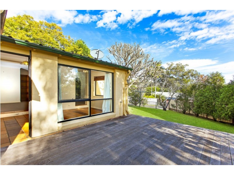 12 Cudgee Close, Green Point NSW 2251