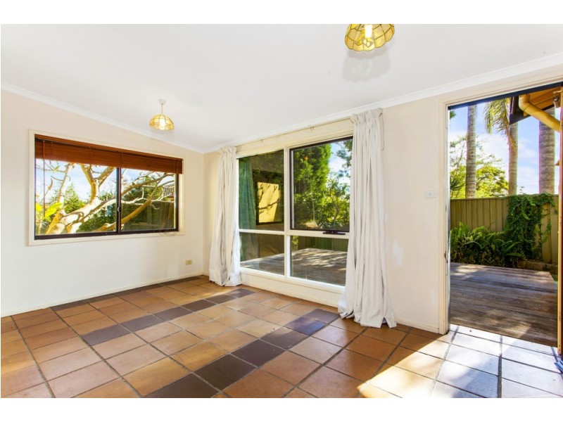12 Cudgee Close, Green Point NSW 2251
