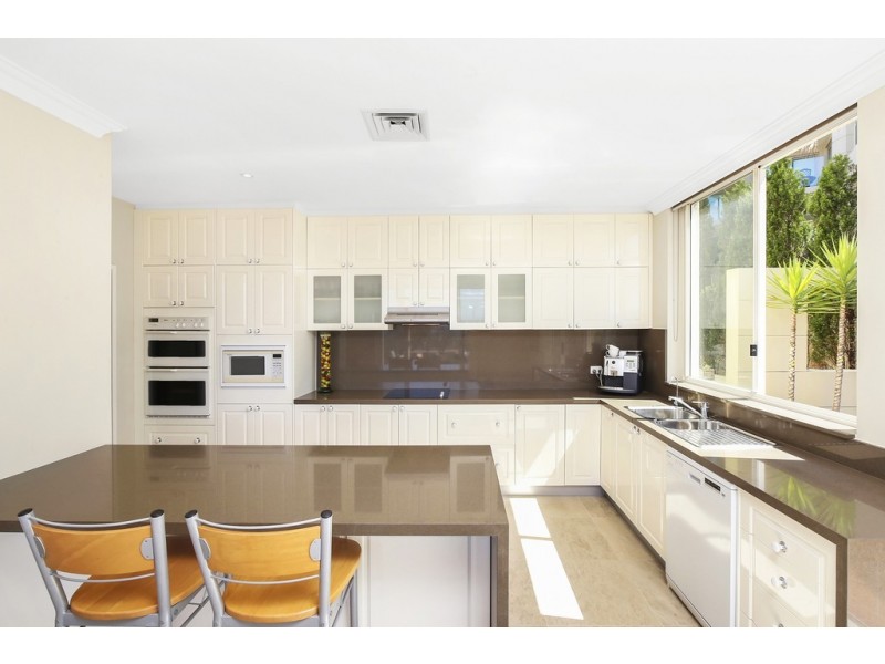 5/2 Terrigal Esplanade, Terrigal NSW 2260