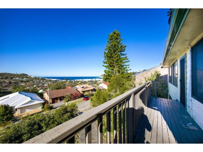 25 Fiesta, Copacabana NSW 2251
