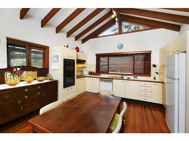 4 Carolina Park Road, Avoca Beach NSW 2251