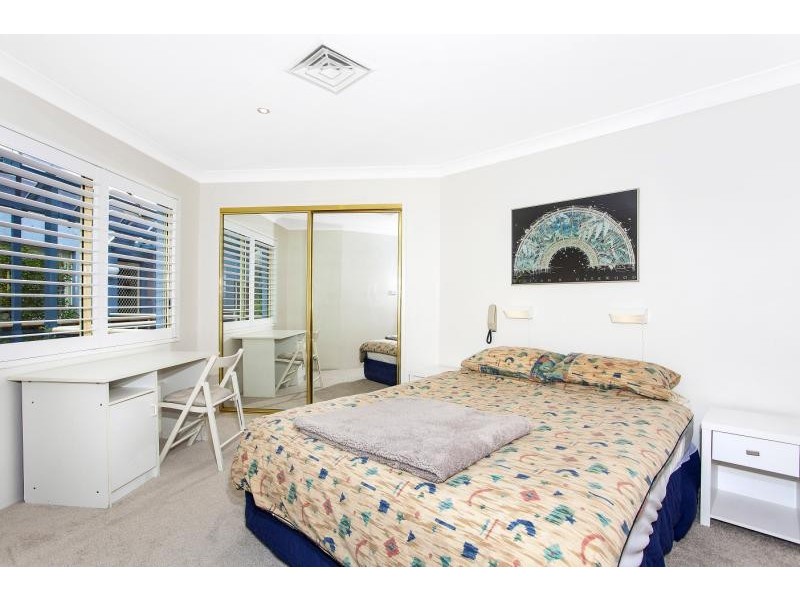 9/21 North Avoca Parade, North Avoca NSW 2260