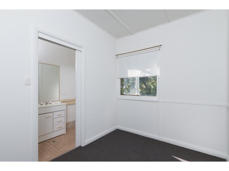 253a Avoca Drive, Kincumber NSW 2251