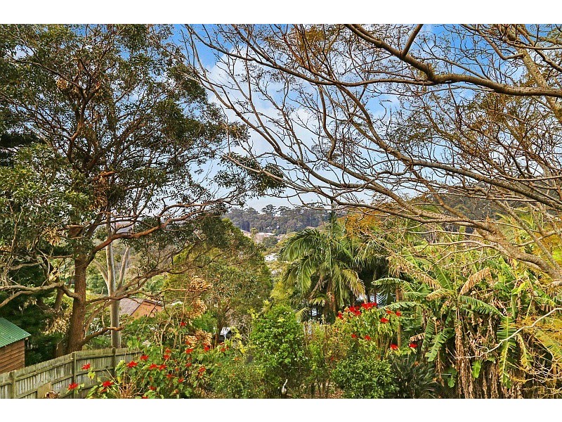 32 Ridgway Road, Avoca Beach NSW 2251