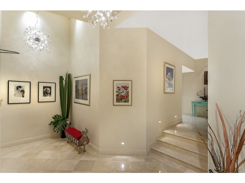 4/2 Barnhill Road, Terrigal NSW 2260