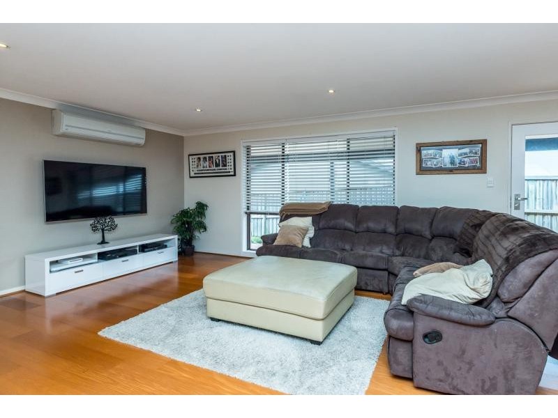 40 Lakala Avenue, Springfield NSW 2250