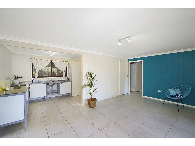 5 Bellevue Crescent, North Avoca NSW 2260