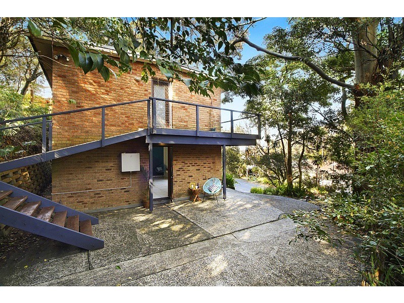 5 Bellevue Crescent, North Avoca NSW 2260