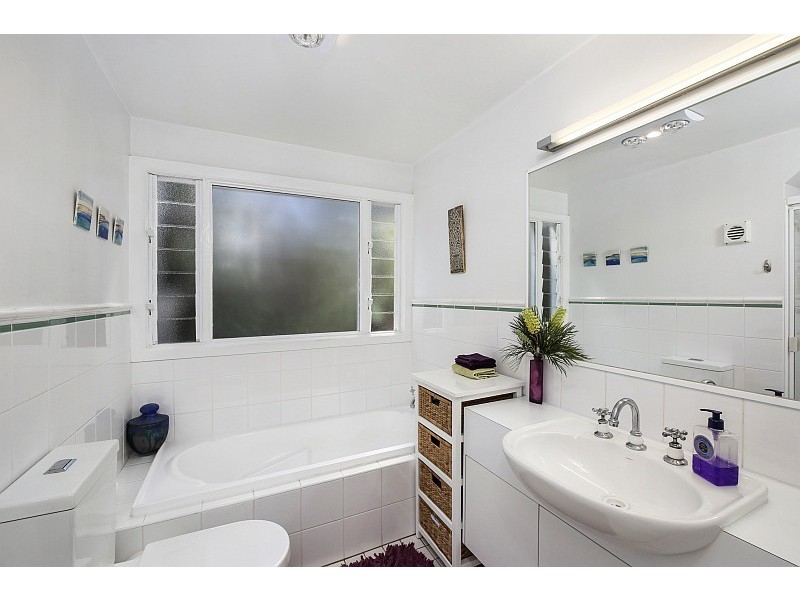 5 Franklin Avenue, Avoca Beach NSW 2251