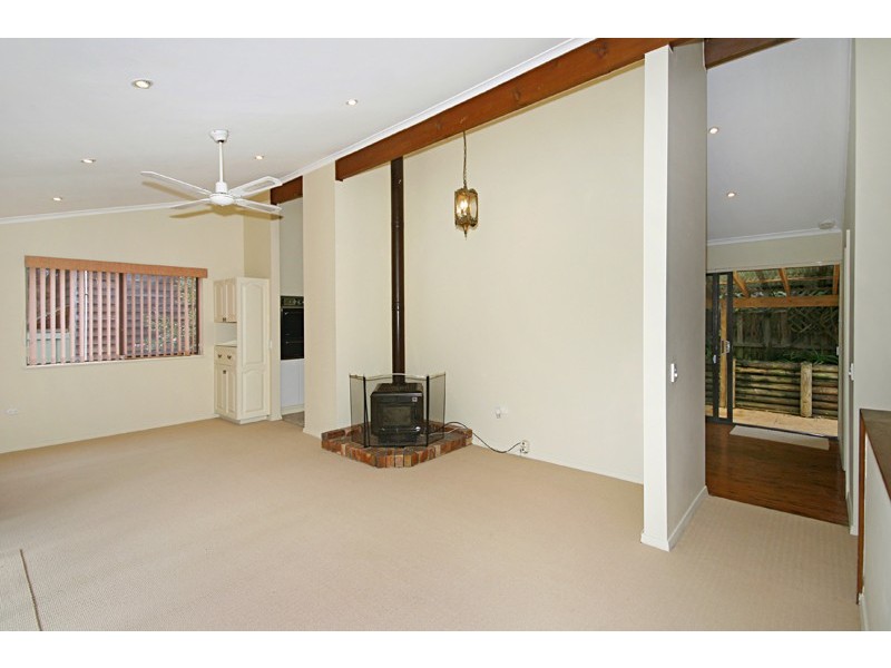 292 Avoca Drive, Avoca Beach NSW 2251
