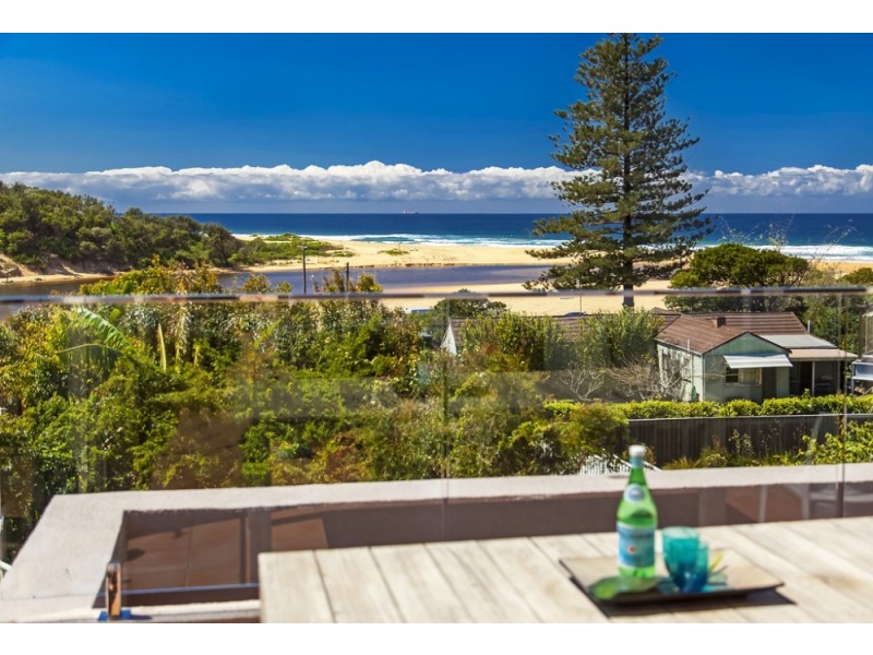 2/137b Ocean View Drive, Wamberal NSW 2260