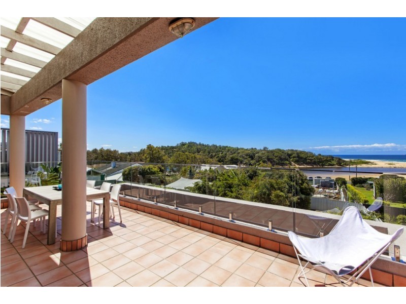 2/137b Ocean View Drive, Wamberal NSW 2260