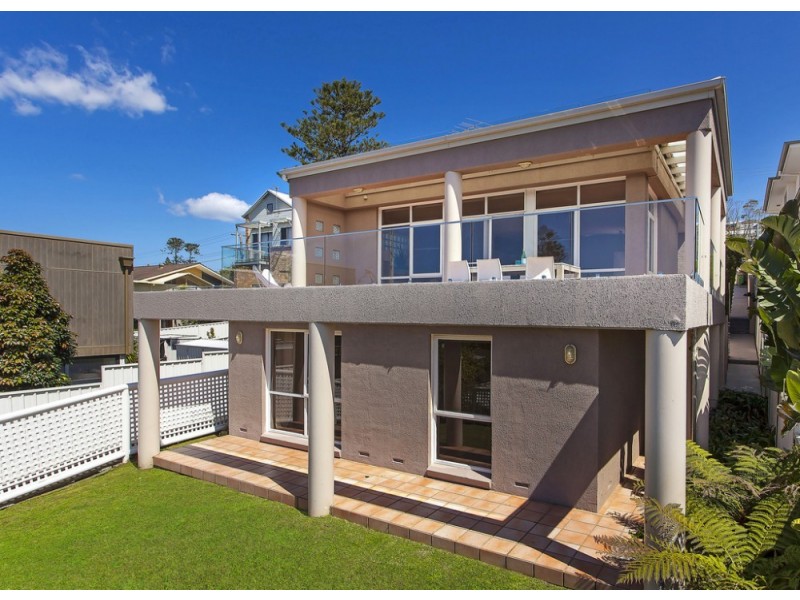 2/137b Ocean View Drive, Wamberal NSW 2260