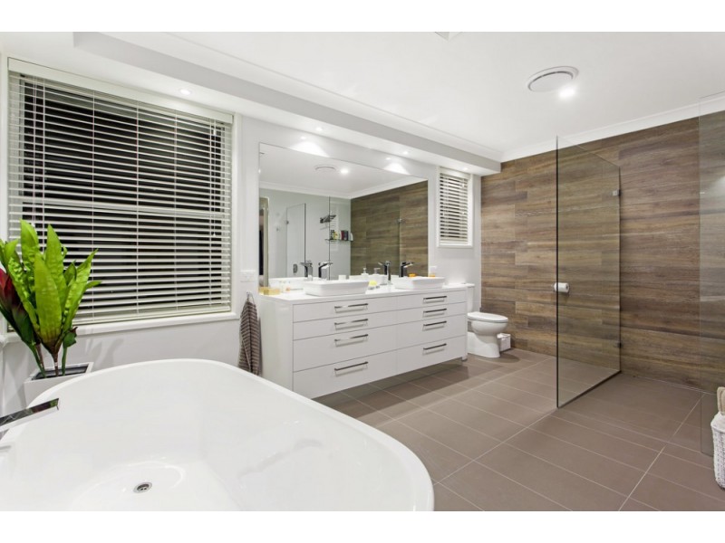 16 Marlborough Close, Terrigal NSW 2260