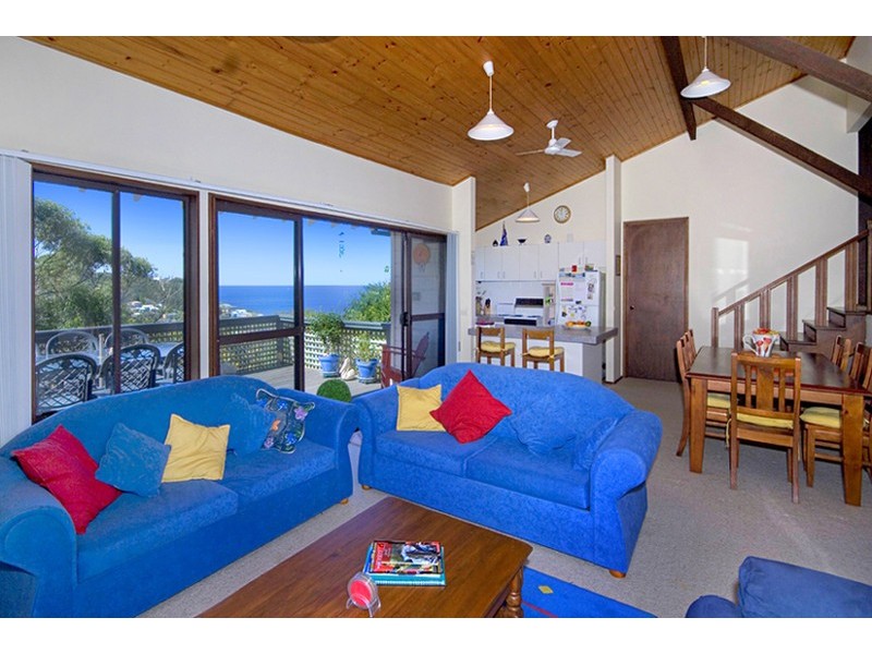 57 Copacabana Drive, Copacabana NSW 2251