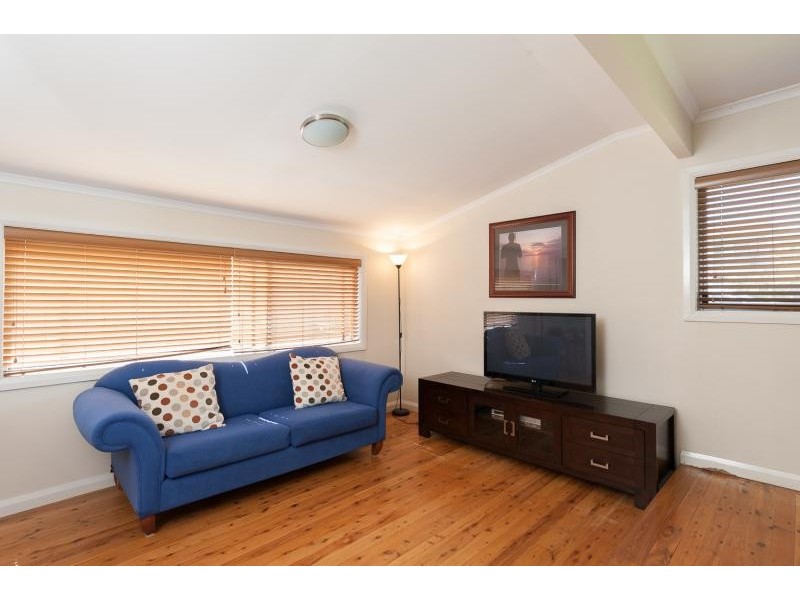 24 Del Mar Drive, Copacabana NSW 2251