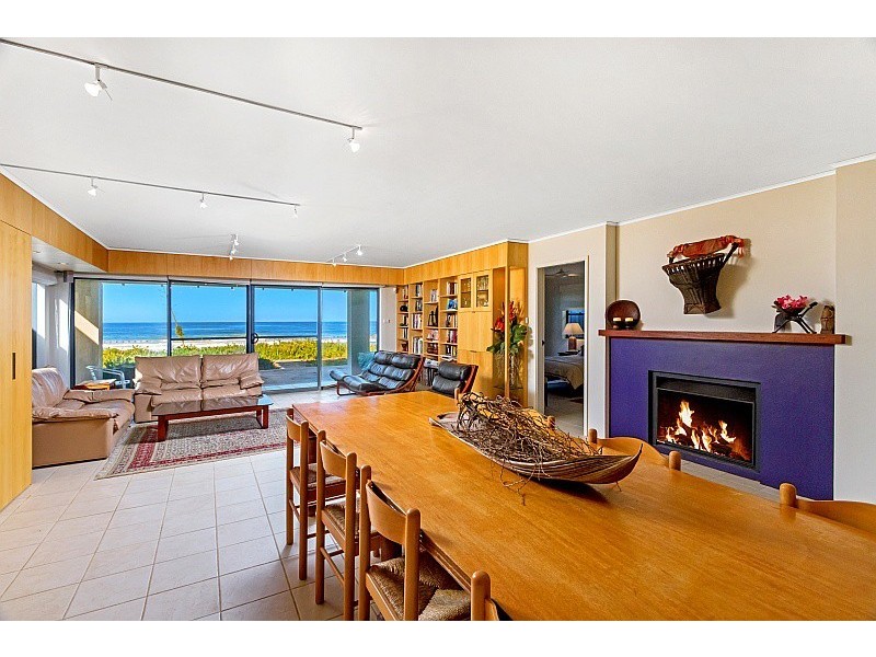 14 North Avoca Parade, North Avoca NSW 2260