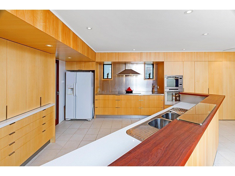 14 North Avoca Parade, North Avoca NSW 2260