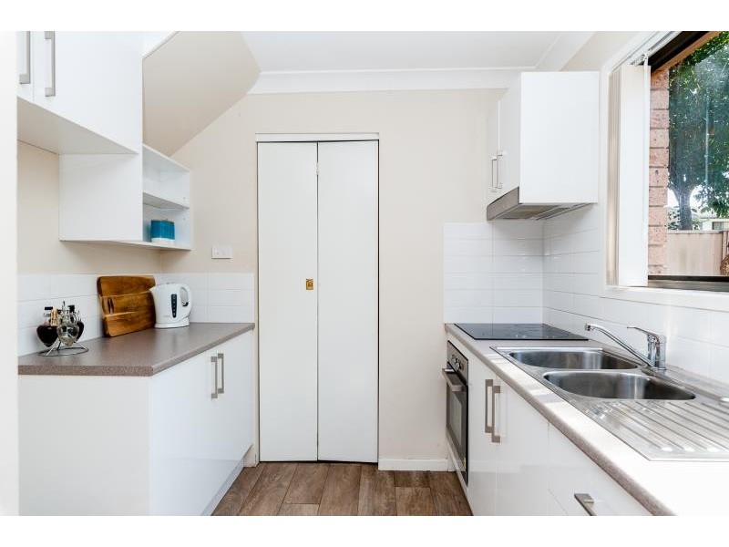 4/14 York Street, Point Frederick NSW 2250