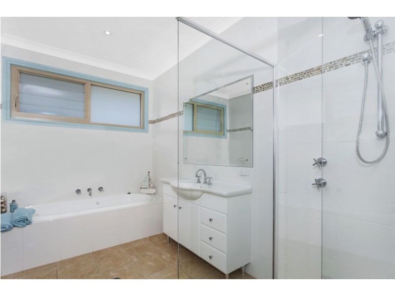 13/41 Terrigal Dr, Terrigal NSW 2260