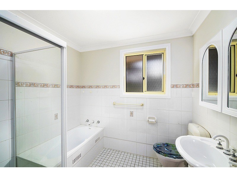 2/2 Island View Drive, Kincumber NSW 2251