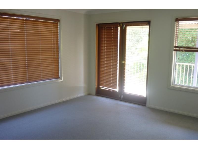 25a Tramway Rd, North Avoca NSW 2260