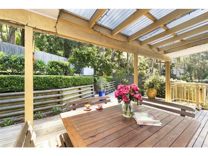 77 Lake Shore Drive, North Avoca NSW 2260