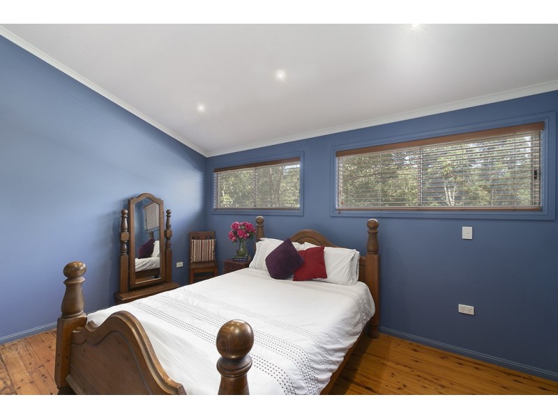 77 Lake Shore Drive, North Avoca NSW 2260