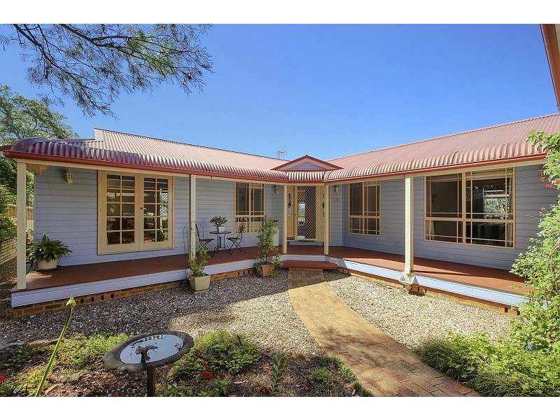 98 Ridgway Road, Avoca Beach NSW 2251