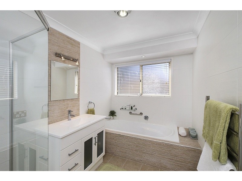 98 Ridgway Road, Avoca Beach NSW 2251