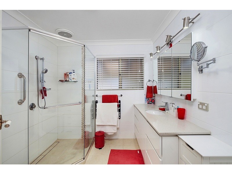 98 Ridgway Road, Avoca Beach NSW 2251