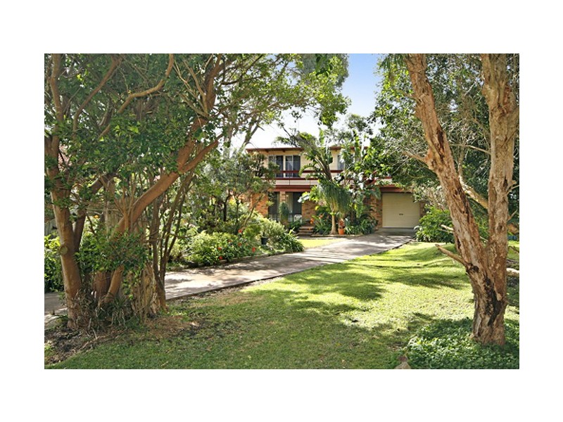 10 Oceano Street, Copacabana NSW 2251