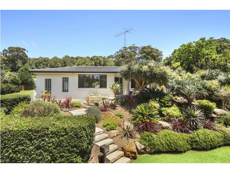 18 Moores Road, Avoca Beach NSW 2251