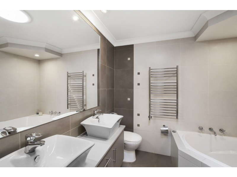 21 Asca Drive, Green Point NSW 2251