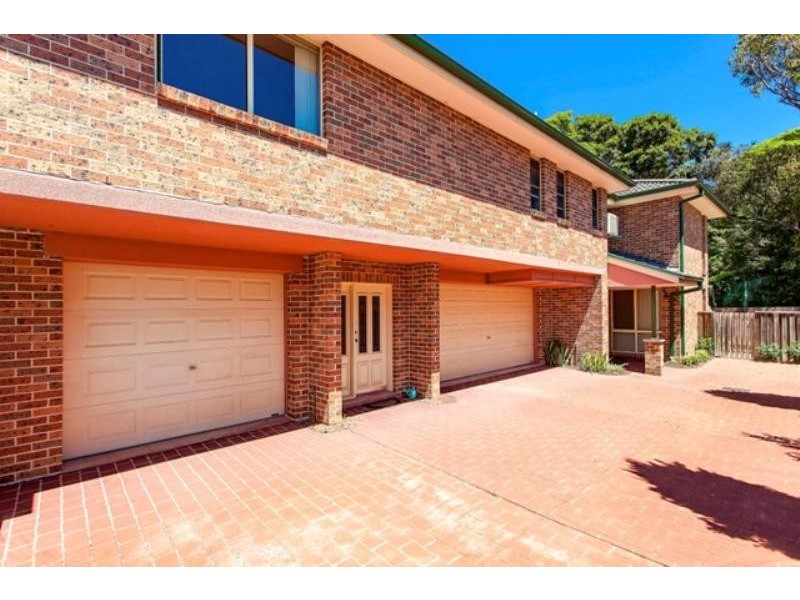 2/4 Havenview Road, Terrigal NSW 2260