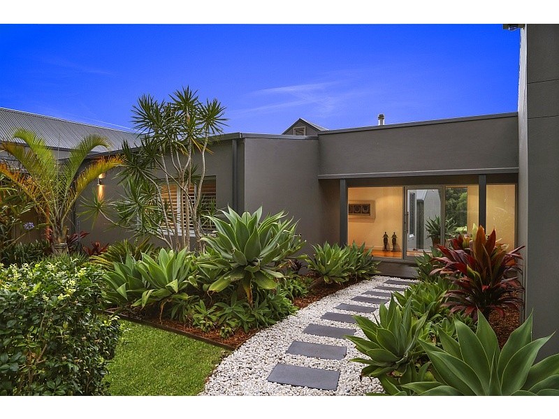 24 Townsend Avenue, Avoca Beach NSW 2251