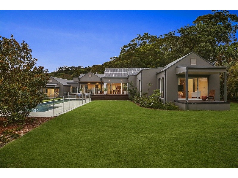 24 Townsend Avenue, Avoca Beach NSW 2251