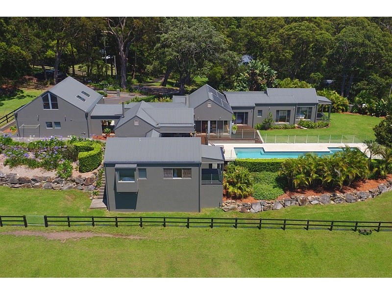 24 Townsend Avenue, Avoca Beach NSW 2251