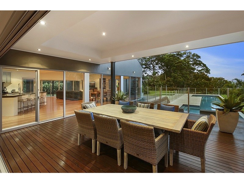 24 Townsend Avenue, Avoca Beach NSW 2251