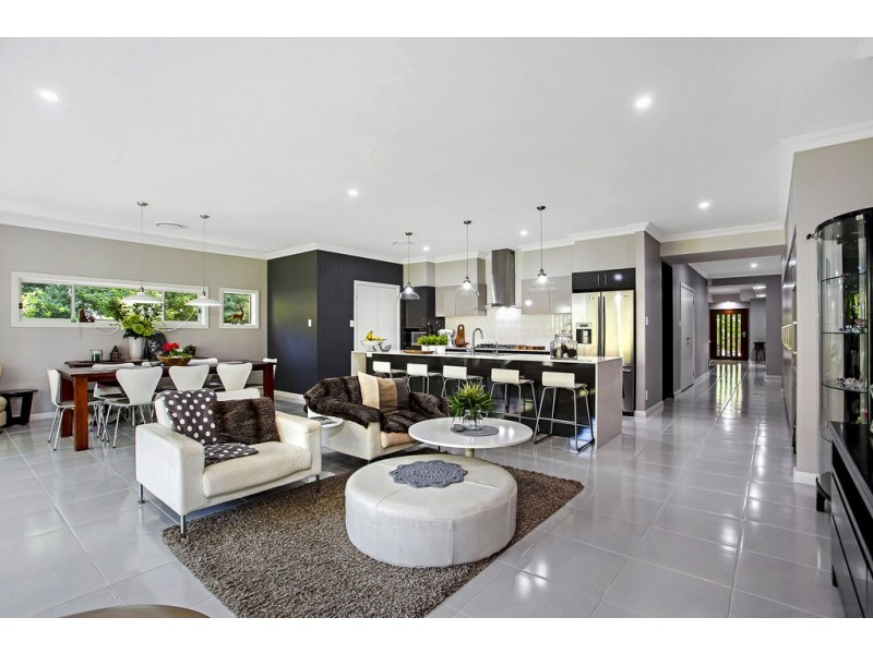 9b Stratford Park Drive, Terrigal NSW 2260