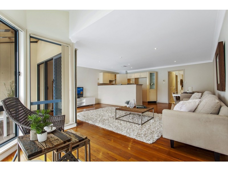 4/9 Auld Street, Terrigal NSW 2260