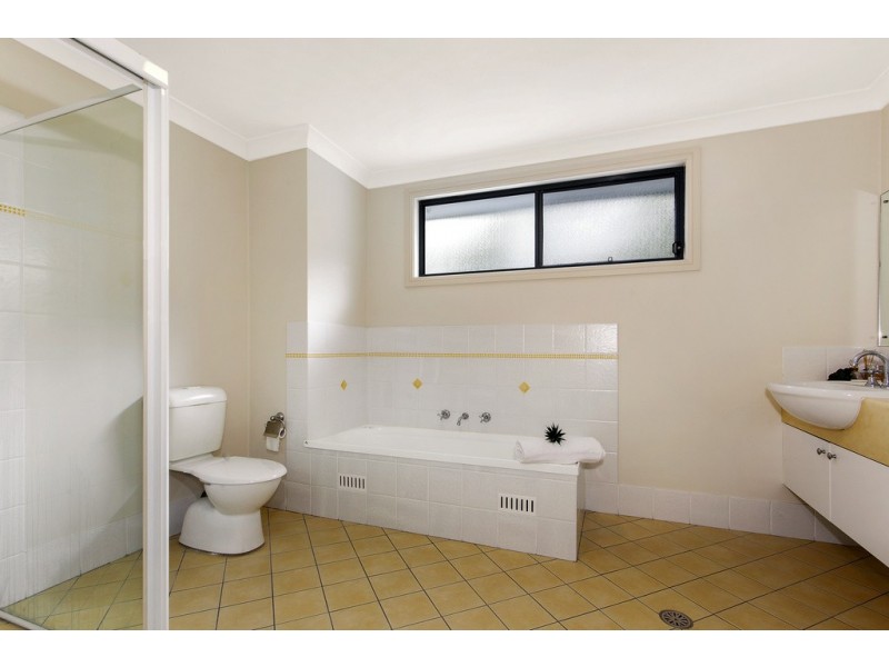 4/9 Auld Street, Terrigal NSW 2260