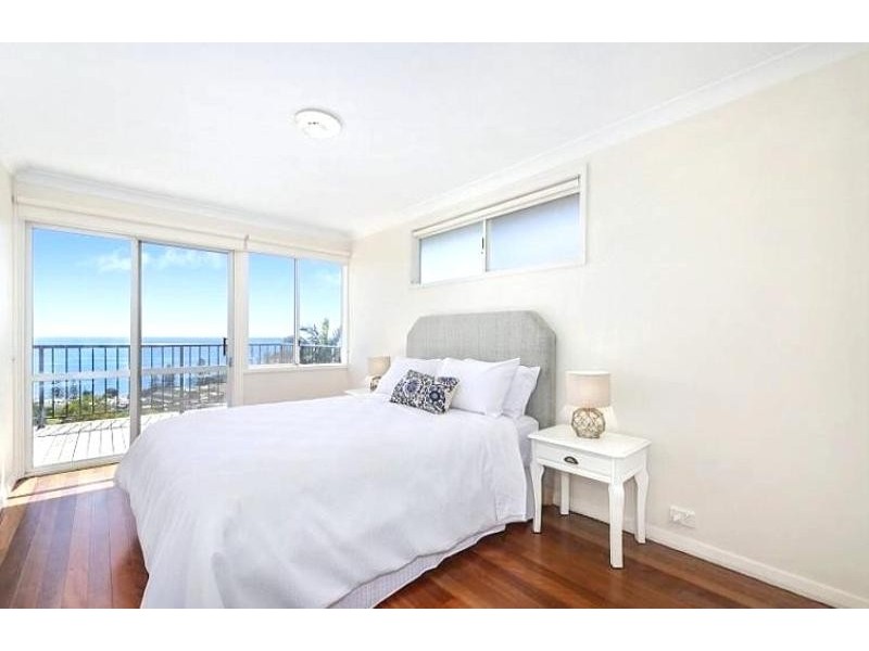 42 Barnhill Road, Terrigal NSW 2260