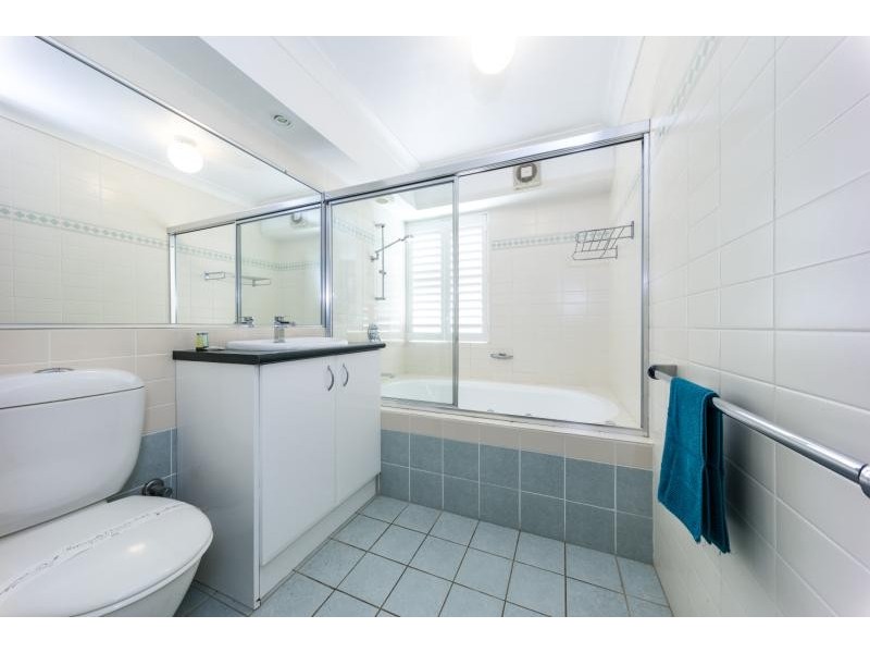 23/13 Campbell Cres, Terrigal NSW 2260