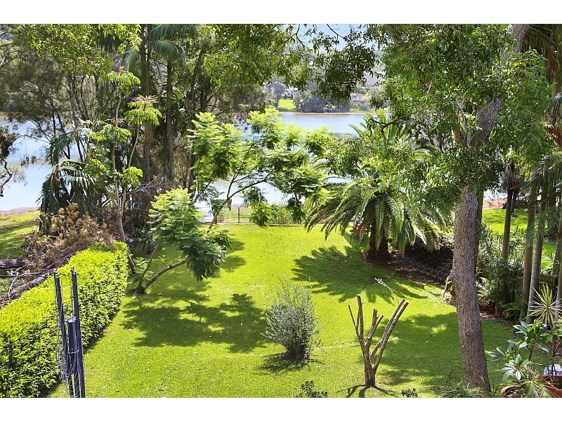 19 Cape Three Points Road, Avoca Beach NSW 2251