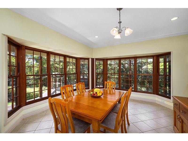 18 Charles Kay Dr, Terrigal NSW 2260