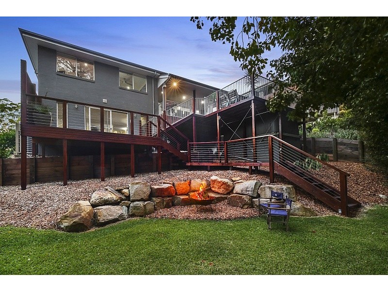 31 Karani Avenue, Avoca Beach NSW 2251