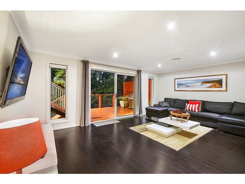 31 Karani Avenue, Avoca Beach NSW 2251