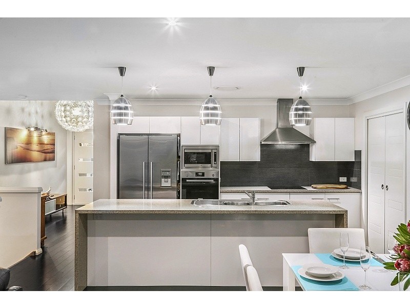 31 Karani Avenue, Avoca Beach NSW 2251